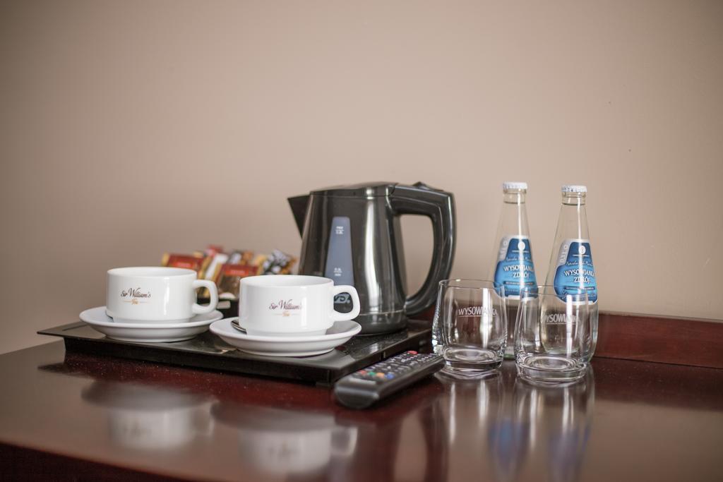 Hotel Grant Leszno  Εξωτερικό φωτογραφία